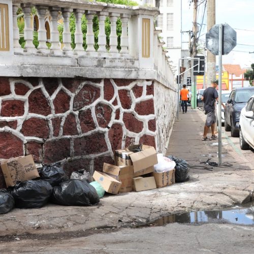 Prefeitura publica decreto e taxa do lixo deixa de ser cobrada de 200 mil moradores em Cuiabá