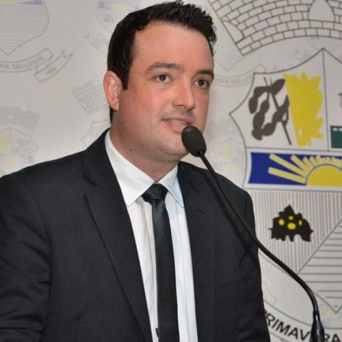 Presidente da AMM cogita pedir voto para Mauro Mendes e Janaina Riva em 2026
