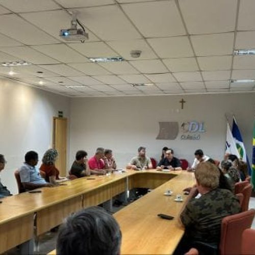 Proposta da prefeitura para liberar teletrabalho aos servidores preocupa comerciantes de Cuiabá