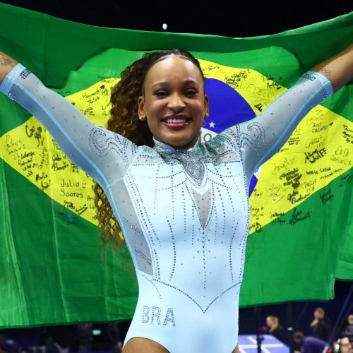 Rebeca Andrade conquista o tri no Mundial de Ginástica na Holanda