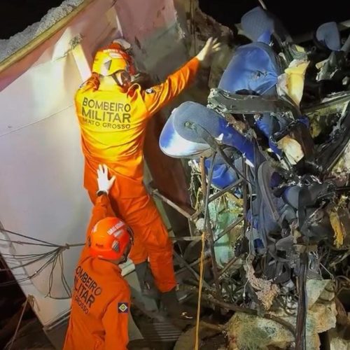 Resgate em acidente durou mais de 3 horas; nove pessoas morreram no local e duas em hospitais
