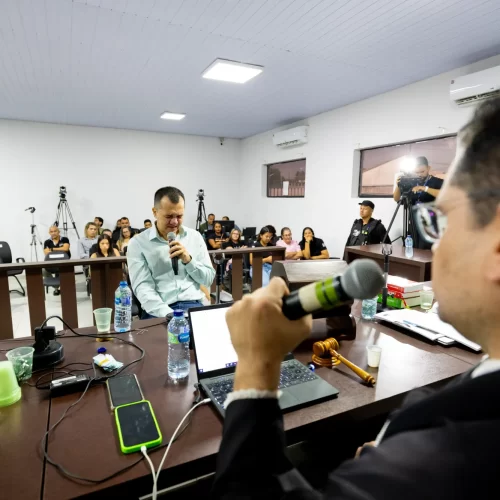 Réu é condenado a 31 anos de prisão por matar a noiva a facadas e terá que pagar R$ 150 mil à família