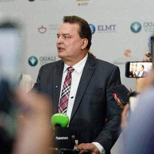 Russi diz que vai esperar janela partidária para discutir eleições e confirma filiação ao Podemos