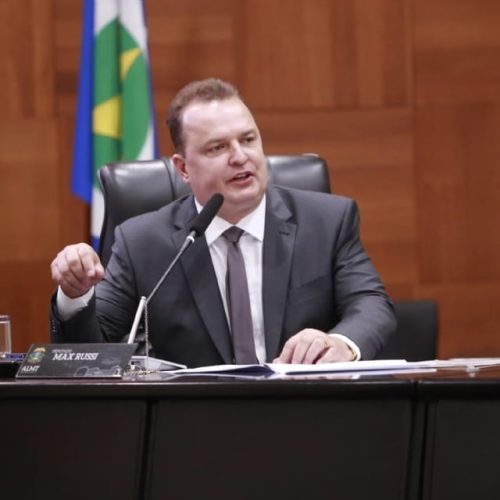 Russi rebate críticas e diz que Dilmar teve “choro de perdedor” após votação