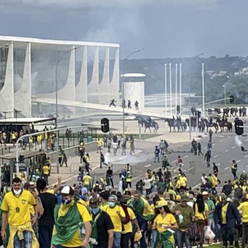 STF condena morador de Mato Grosso a 2 anos e 5 meses de prisão e multa por atos em Brasília