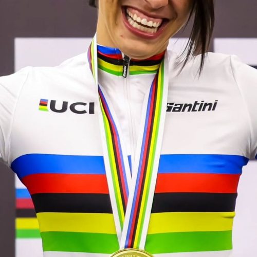 Sabrina Custódia é ouro e 1ª recordista mundial de paraciclismo no RJ