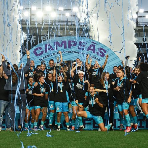 Santos busca empate com Botafogo e conquista Brasileirão Feminino A2