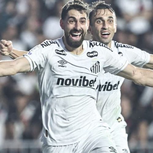 Santos desencanta no 2º tempo e atropela o Vasco pelo Brasileirão