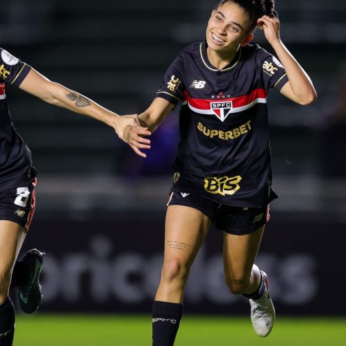 São Paulo vence Olimpia para avançar na Libertadores Feminina