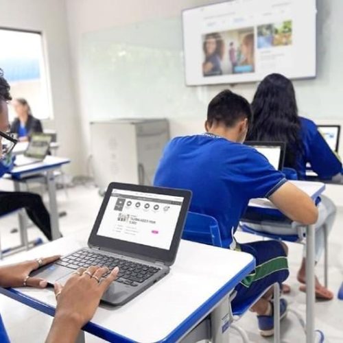 Seduc abre vagas para praças e oficiais atuarem em escolas cívico-militares com salário de R$ 8,9 mil