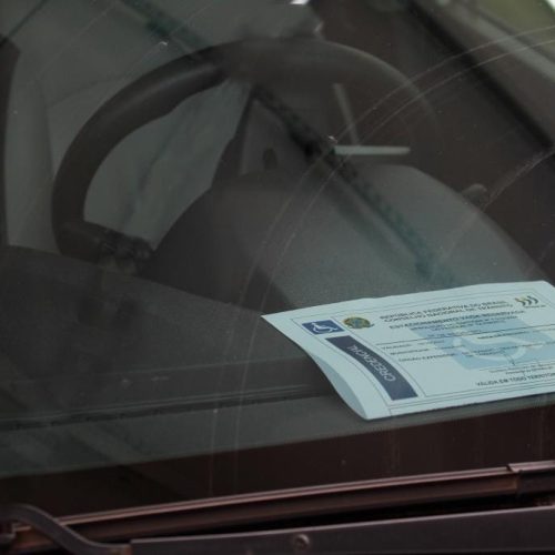 Sefaz simplifica isenção de IPVA para PcD e taxistas em Mato Grosso