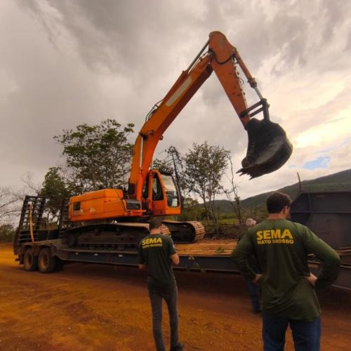 Sema faz operação, embarga fazenda e aplica multa de R$ 365 mil em Mato Grosso