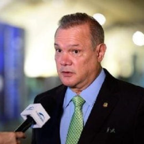 Senador Wellington Fagundes critica aumento de deputados federais