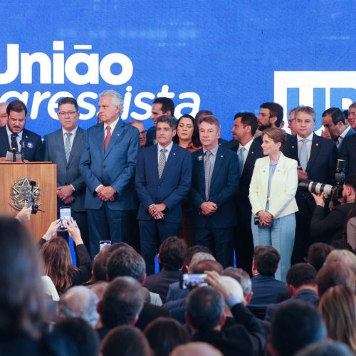 Senadora e deputada de MT participam de ato de rompimento do UB e PP com governo