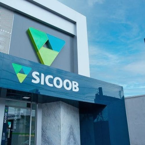 Sicoob terá que pagar R$ 50 mil a idoso com câncer por investir R$ 1 milhão sem autorização