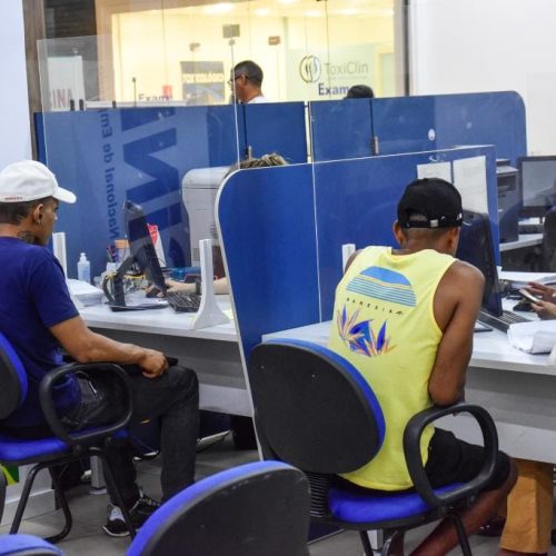 Sine Estadual disponibiliza mais de 2,3 mil vagas de trabalho nesta semana