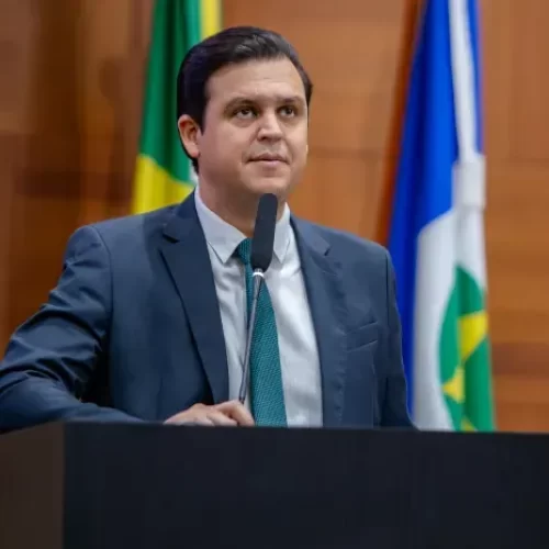 Thiago Silva rebate Abilio e afirma que o PL que procurou MDB para formar aliança em 2026