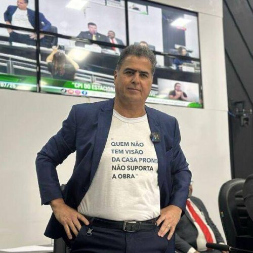 “Tratou como um palco para seu show pessoal”