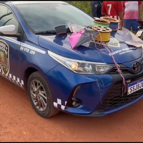 Três homens são presos após serem flagrados soltando pipas com linha chilena em VG