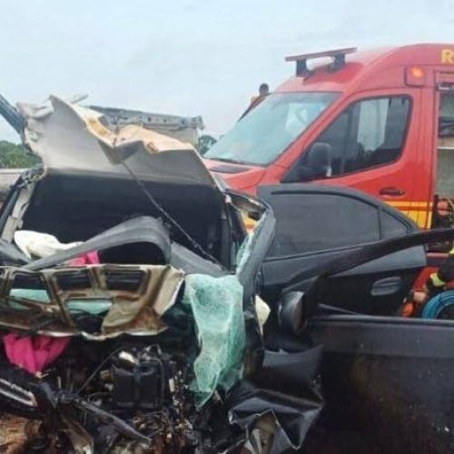 Três mulheres morrem em colisão entre carro e carreta na BR-163 em MT
