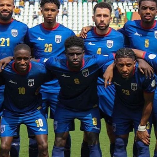 Tubarões Azuis nadam contra a corrente rumo à Copa 2026