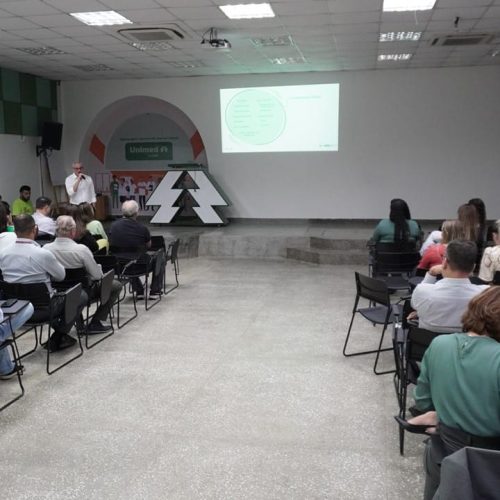 Unimed Cuiabá capacita colaboradores para garantir mais qualidade e segurança no atendimento