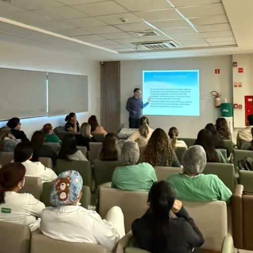 Unimed Cuiabá realiza palestra e capacitação sobre TEA