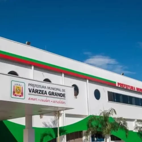 Várzea Grande paga salário dos servidores e com reajuste aos profissionais da educação