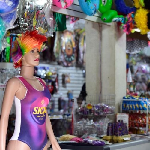 Veja dica sobre cuidados que devem ser observados com compras de Carnaval