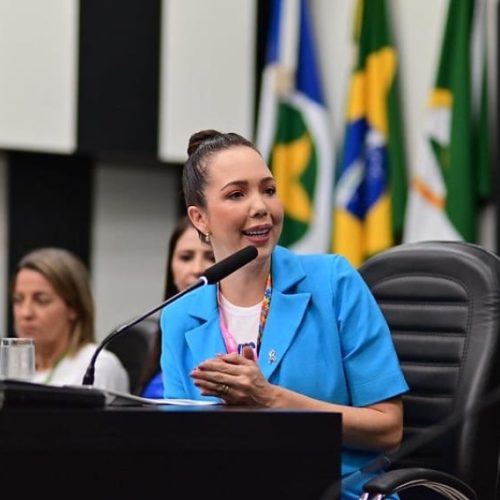 Vereadora mira disputar vaga na AL e rechaça ser usada para preencher cota feminina