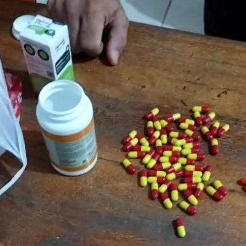 Visitantes são flagrados com drogas e outros materiais ilícitos em unidades prisionais