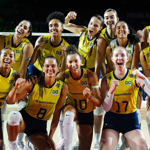 Vôlei: Brasil permanece com 100% de aproveitamento no Mundial