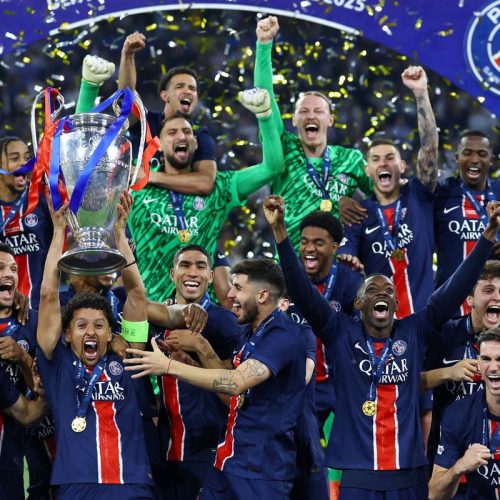 Volta por cima e título inédito: PSG é o novo dono do futebol europeu