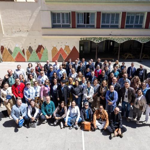 NA ESPANHA; Seduc visita escola em Barcelona para troca de experiências inclusivas