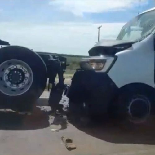 Sorriso: Carreta, caminhão e carro se envolvem em acidente na BR-163