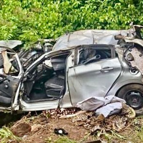 Acidente entre carro e carreta em rodovia federal de Mato Grosso deixa 4 mortos
