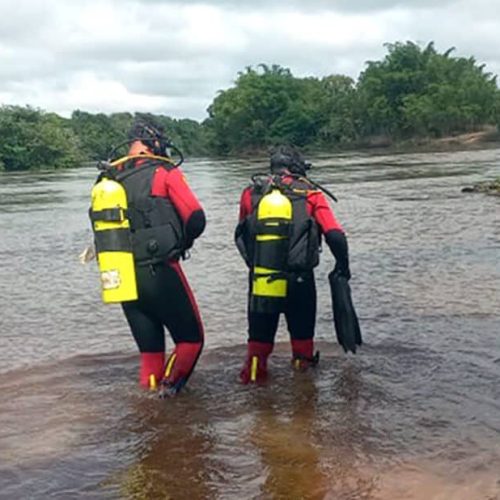Mulher desaparece ao tentar atravessar rio a nado em Mato Grosso