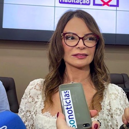 Primeira dama Virgínia Mendes tem alta e retorna para Cuiabá