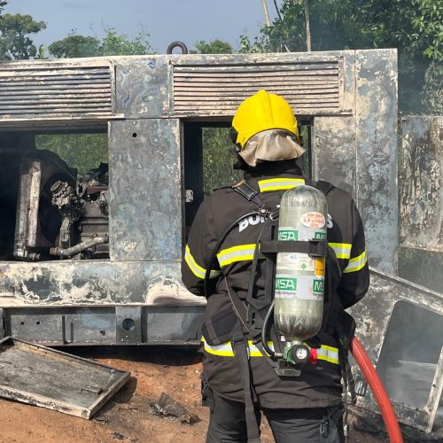 Incêndio destrói gerador de energia em área de captação de água em Sorriso