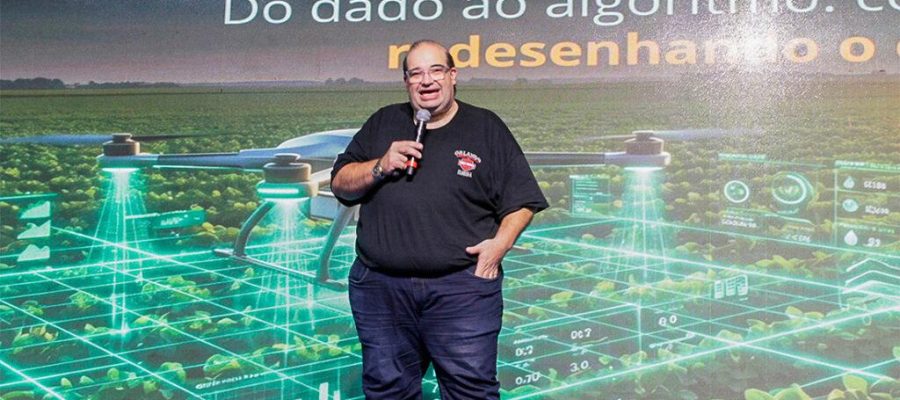 Sinop: Sacani destaca aplicação de sistemas espaciais aliados ao agro durante visita à Norte Show