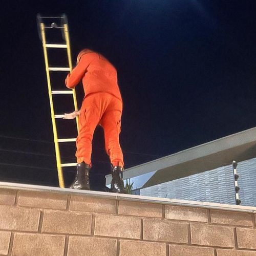 EM PRIMAVERA DO LESTE: Bombeiros militares resgatam idosa de 63 anos que ficou presa em fosso