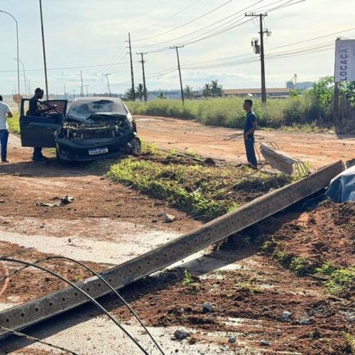 Colisão traseira entre carros deixa cinco feridos na BR-163 em Sorriso