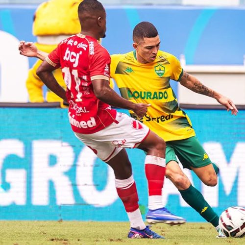 Cuiabá vence Vila Nova nos acréscimos e encosta no G4 da Série B
