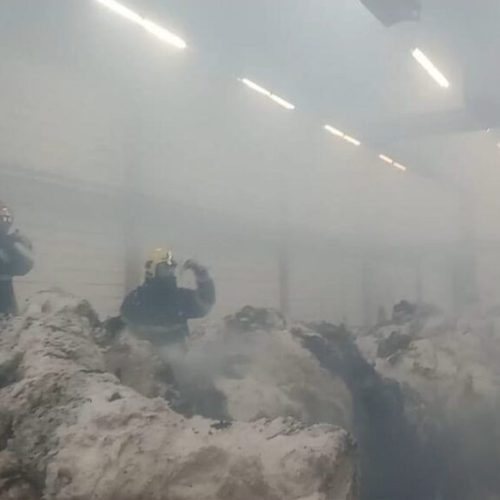Incêndio atinge algodoeira, destrói fardos de pluma e danifica máquinas em Mato Grosso