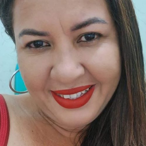 Mulher morre após perder controle de moto em curva de avenida em Alta Floresta