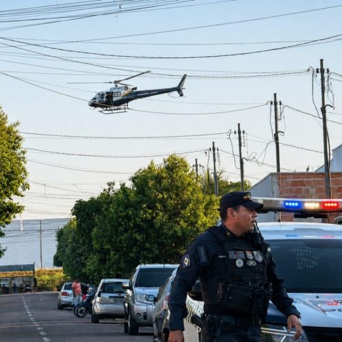 Mulher é baleada e fica em estado grave em Sorriso; PM caça suspeitos com helicóptero