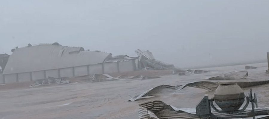 Vendaval com chuva forte derruba armazéns no Nortão