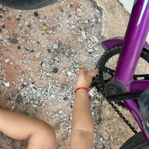 Criança de 2 anos prende dedo na corrente de bicicleta e é socorrida pelos Bombeiros em Lucas do Rio Verde