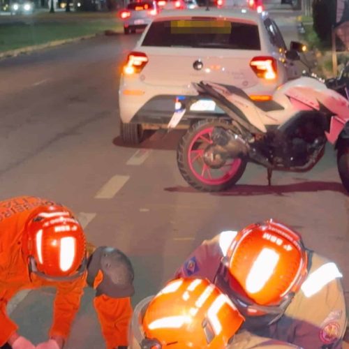Entregadora sofre fratura após colidir na traseira de carro em Sinop
