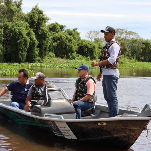 Wilson Santos solicita informações sobre os cursos ofertados aos pescadores